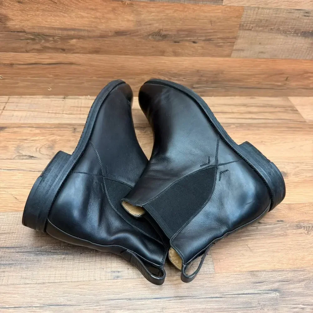 Gravati For Wayne Edwards size 10.5M Black Leather Chelsea Boot